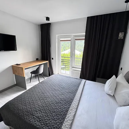 Hotel Chicago 3*