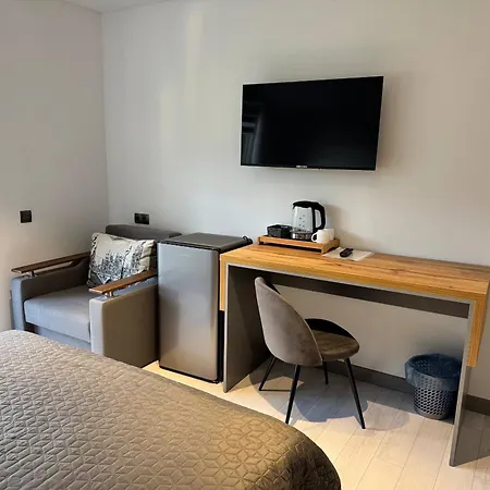 Chicago 3* Yaremche