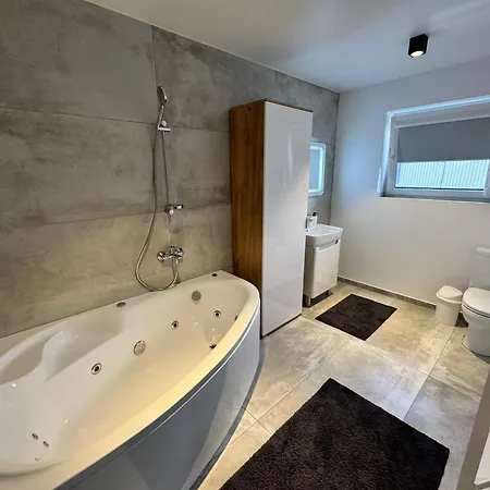 Chicago Hotel 3*